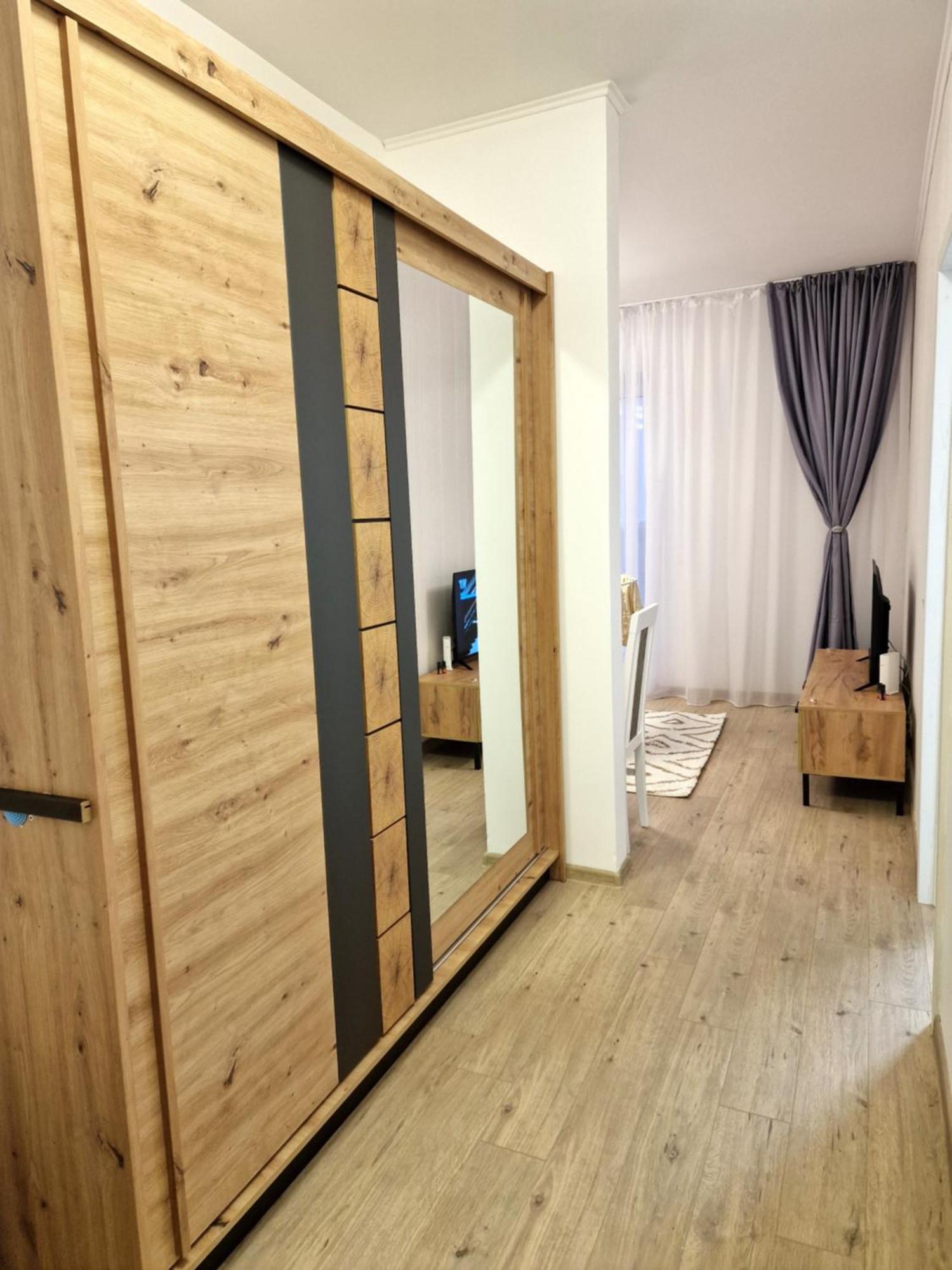 Studio&Garden! Roşu Exteriér fotografie